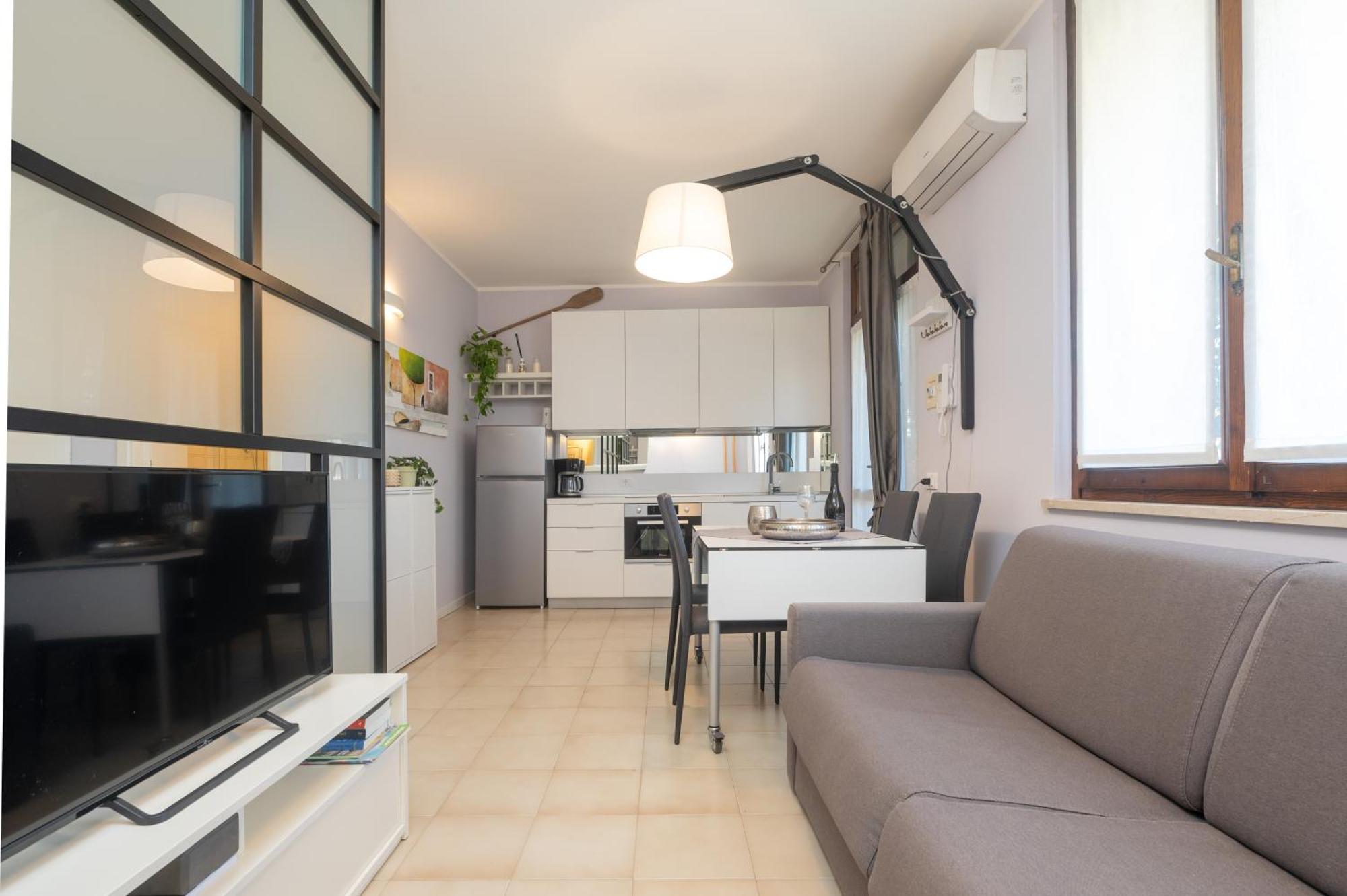 Casa Lugana 9 - Monolocale Con Piscina Fronte Lago Σιρμιόνε Εξωτερικό φωτογραφία