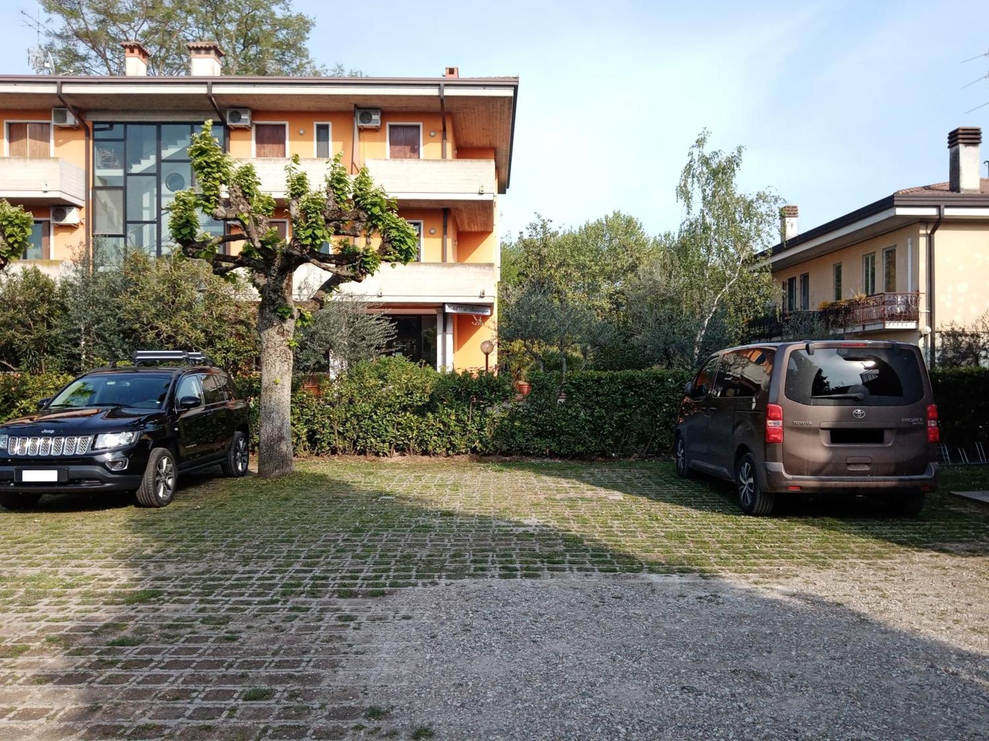 Casa Lugana 9 - Monolocale Con Piscina Fronte Lago Σιρμιόνε Εξωτερικό φωτογραφία